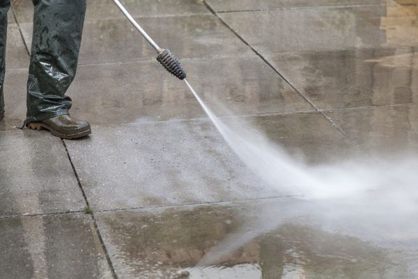 Cost of Concrete Power Washing in Woodinville