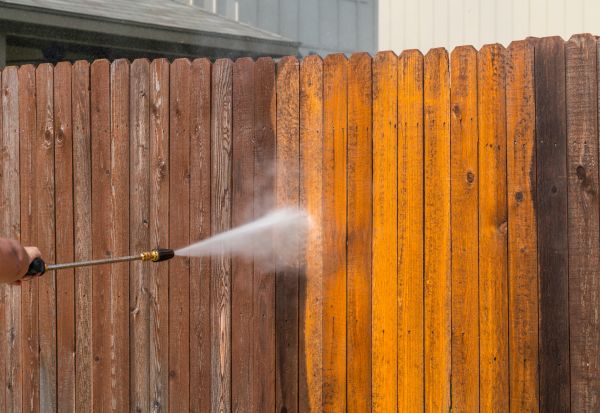 Cost of Fence Power Washing in Woodinville