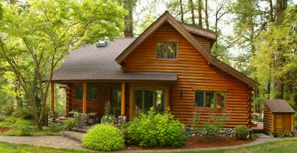 Cost of Log Home Exterior Cleaning in Woodinville