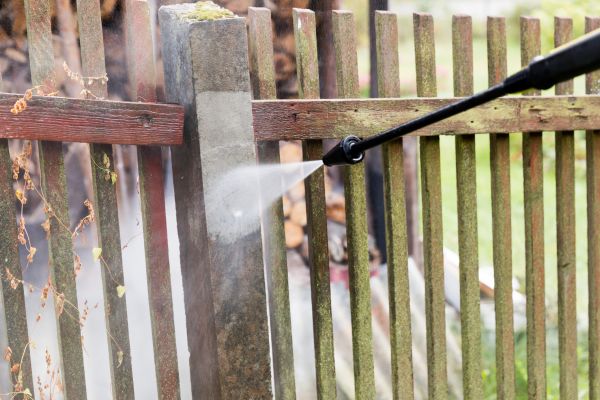 Cost of Fence Dirt Removal in Woodinville