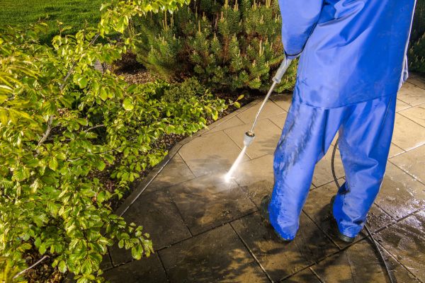Cost of Hardscape Cleaning in Woodinville