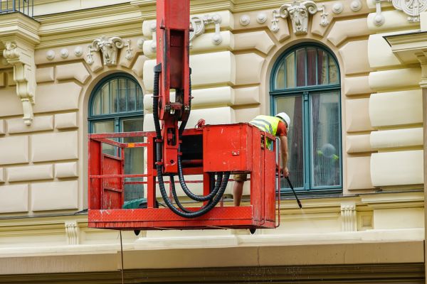 Cost of Building Pressure Washing in Woodinville